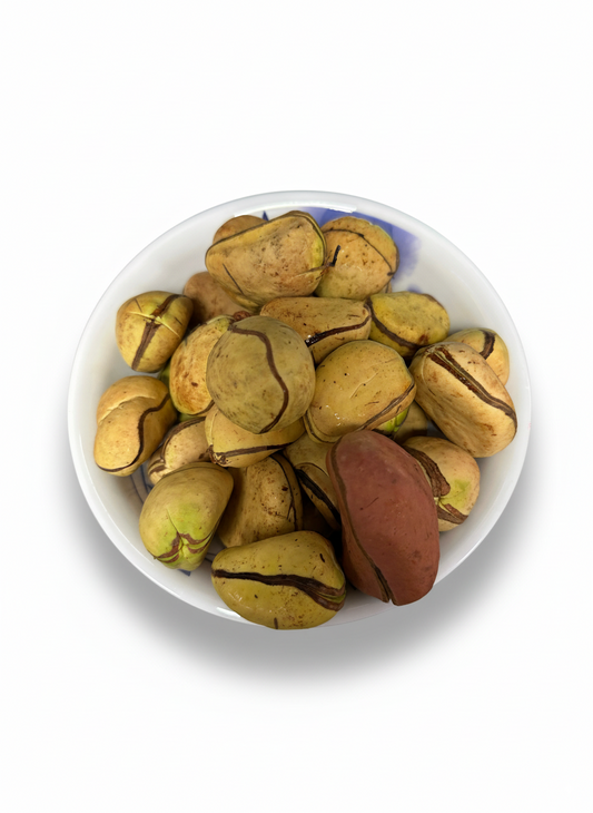 4-Lobe Kola Nuts Red Ripe 8 oz